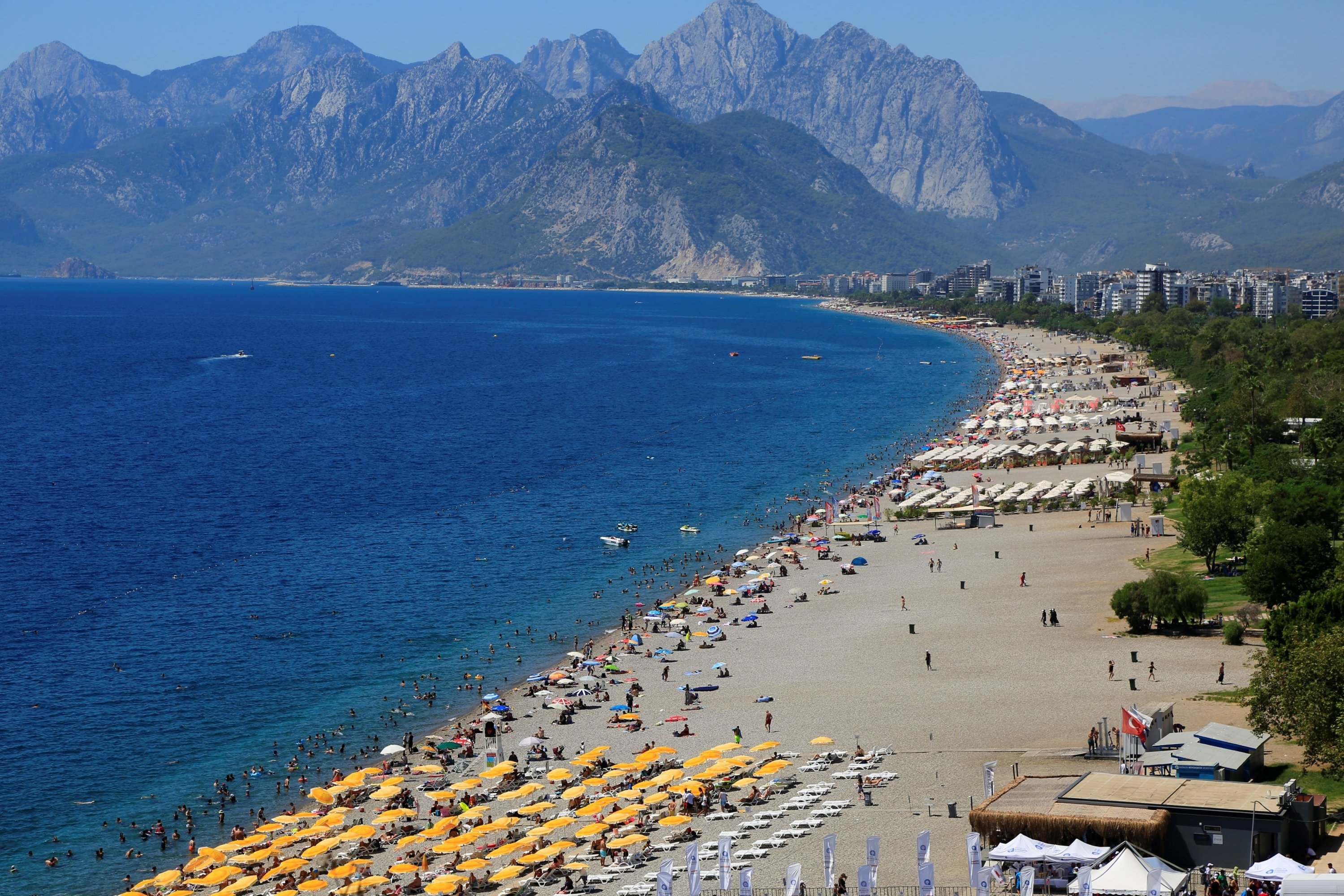 Antalya hosts record 17.3M visitors in 2024